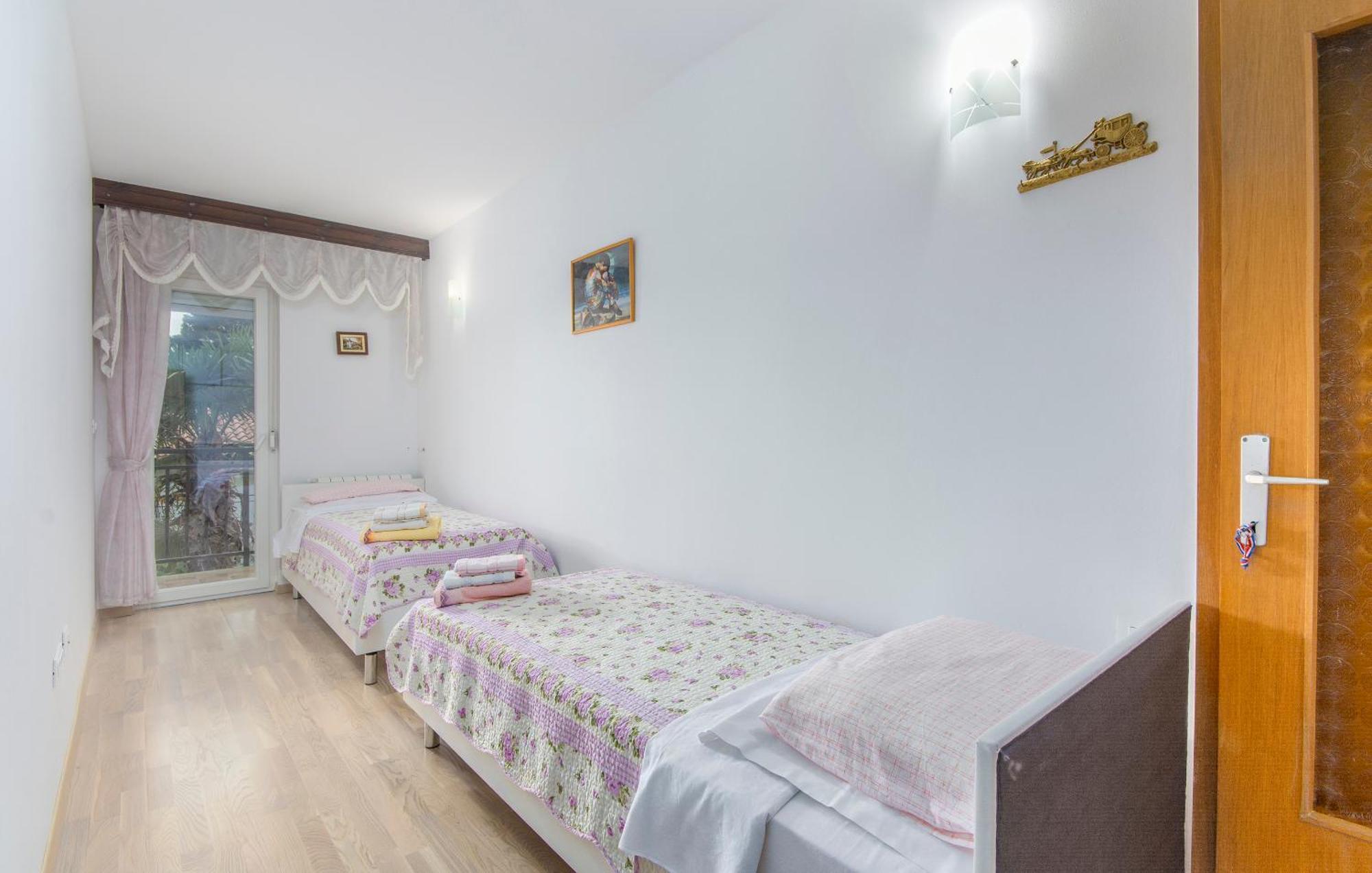 Aparments Jedro&Karlo Apartment Porec Bagian luar foto